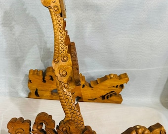 Blueberry Handmade Carved Wood Guitar Stand Dragon Motif - Suitable for All Sizes of Acoustic and Electric Guitars