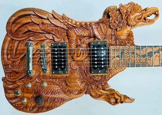 ハンドメイドエレキギター：バリのガルーダ・ヴィシュヌ彫刻マホガニー