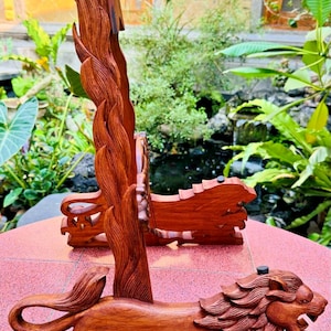Wooden Guitar Stand, Hand Carved and Handmade by Blueberry, For Acoustic and Electric Guitars, Guitar Holder Animal, Wood Guitar Stand, Lion