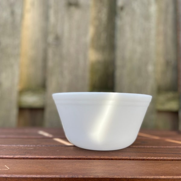 Federal Glass White Small Milk Glass Mixing Bowl Vintage 1940’s 1950’s Retro Kitchen