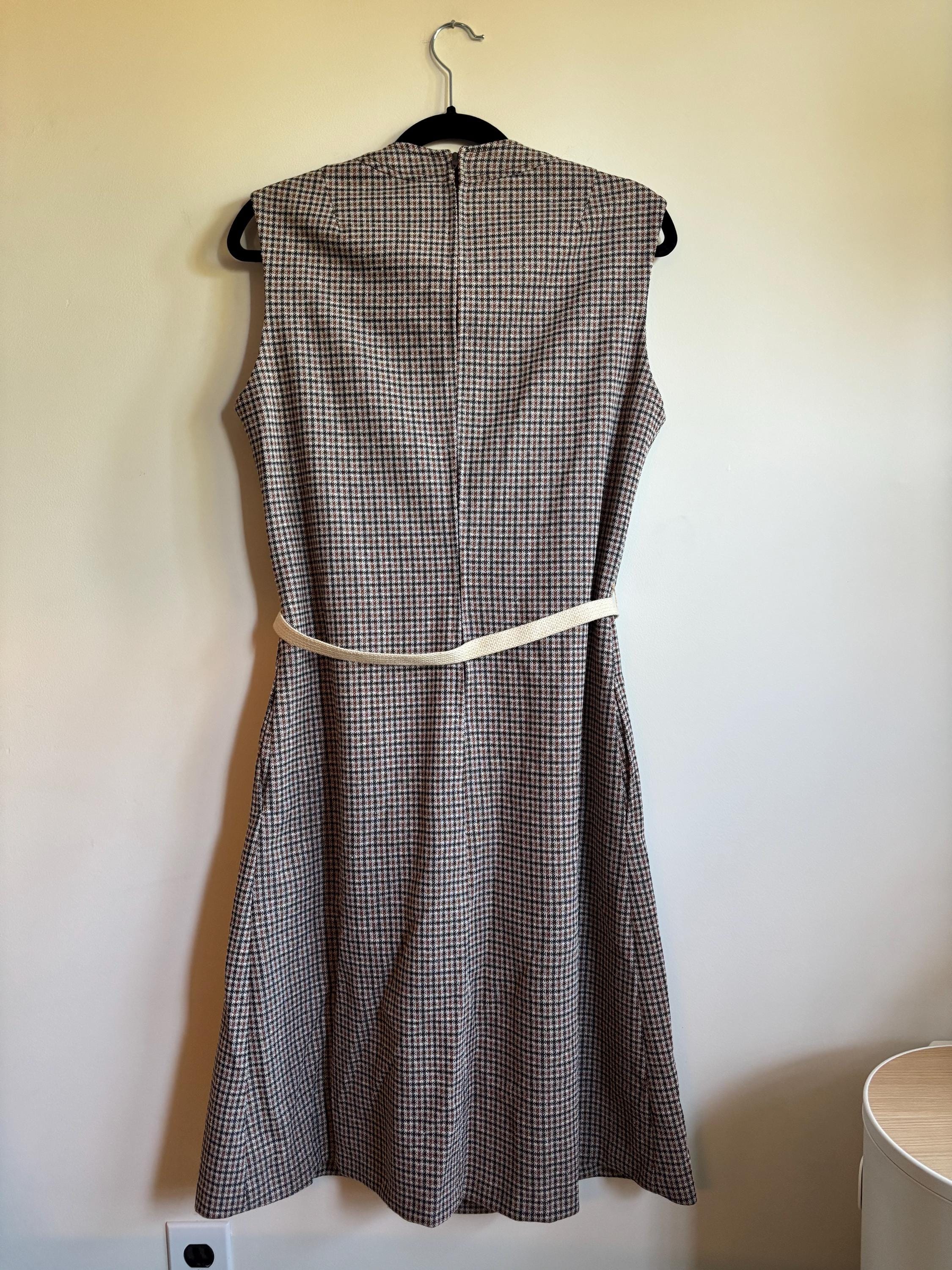 grey houndstooth dress Here We Go Houndstooth Dress – Peacocks & Pearls Lexington main image 1