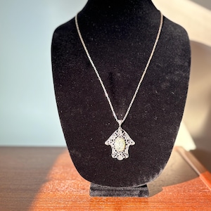 Vintage Sterling Silver 925 Hamsa Hand Pendant Made in Israel and Silver Chain Iridescent Stone