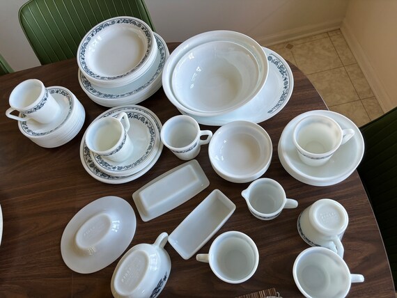 Vintage Corelle Old Town Blue Dinnerware – Replacement Pieces – Pressed Glass, Corning Ware