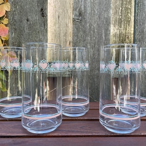 Libbey Forever Yours Drinking Glasses Set of 8 Vintage 1990’s Pink and Green Heart Pattern Glass Set