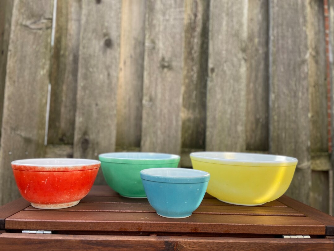 Pyrex Primary Color Mixing Bowl Set of 4 Vintage 1940s Mid Etsy