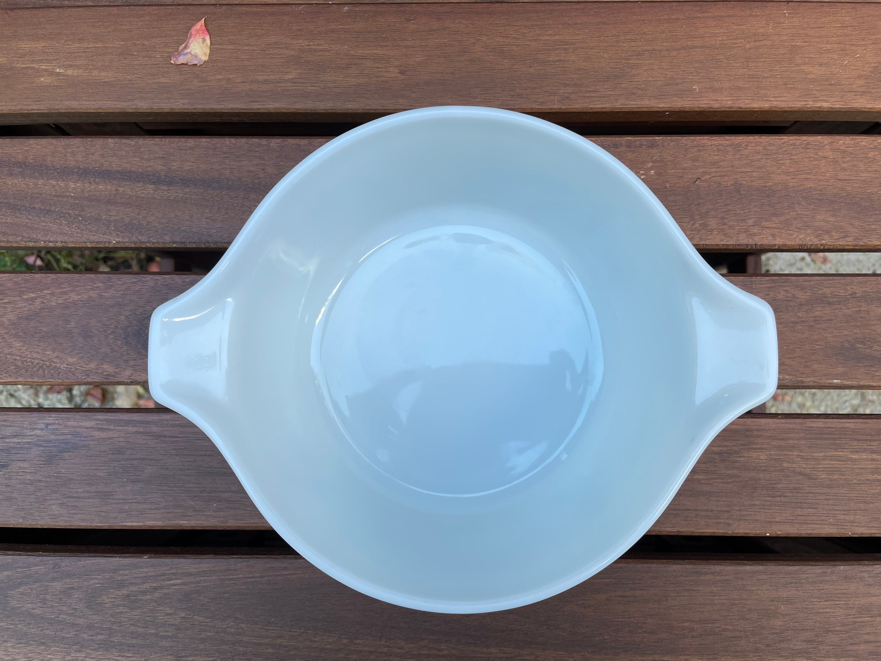 Pyrex 474 Colonial Mist Vintage 1980s White Round 1.5L Casserole Dish ...