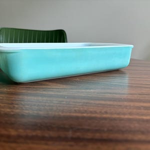 Vintage Turquoise Pyrex 231 Rectangular Baking Dish 1 1/2 Quart