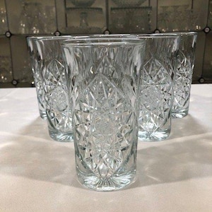 Hobstar by The Libbey Glass Company - Six Vintage Highball Glasses