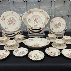 Portland di Syracuse China - 43 pezzi di stoviglie vintage con bordo dorato