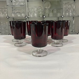 Cavalier Ruby by Cristal D&#39;Arques Durrand - Eight Vintage Ruby Water Goblets