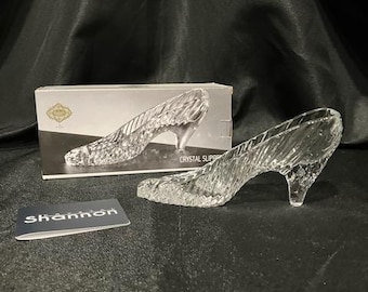 Shannon Crystal by Godinger - One Vintage Cut Crystal Slipper