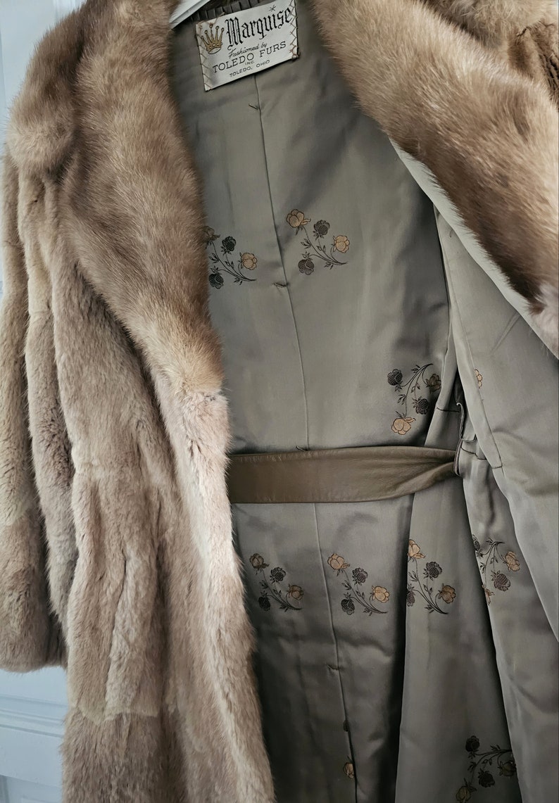 Vintage Muskrat Fur Coat With Pastel Mink Collar Etsy