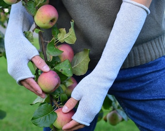 Vrouw lange warme lente wanten, gebreide vingerloze handschoenen, kasjmier handschoenen, witte bruiloft wanten, rode polswarmers, cadeau voor moederdag