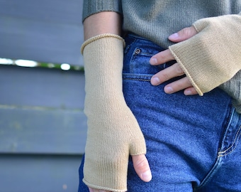 Soft spring gloves, cosy wool mittens for spring, warm wristwarmers, Fingerless cashmere blend mittens, gift for mother