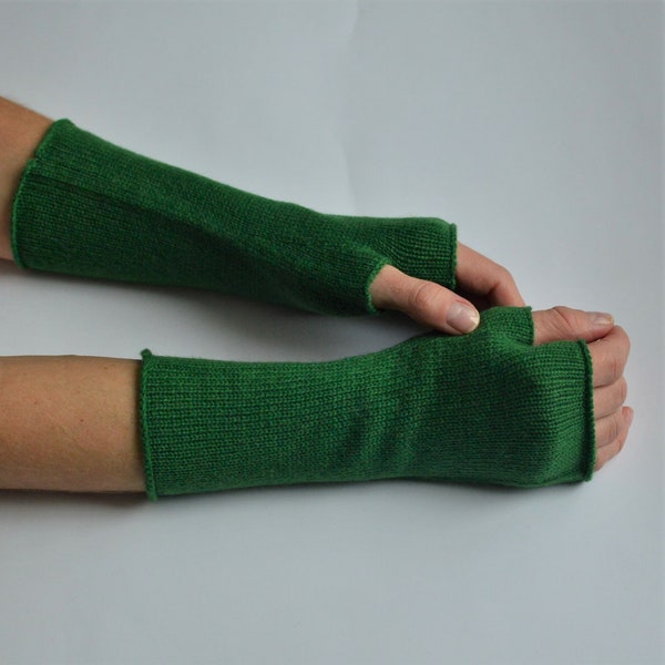 Mitaines chaudes en cachemire, gants verts faits à la main, mitaines vertes tricotées sans doigts, gants en laine confortables, cadeau pour maman