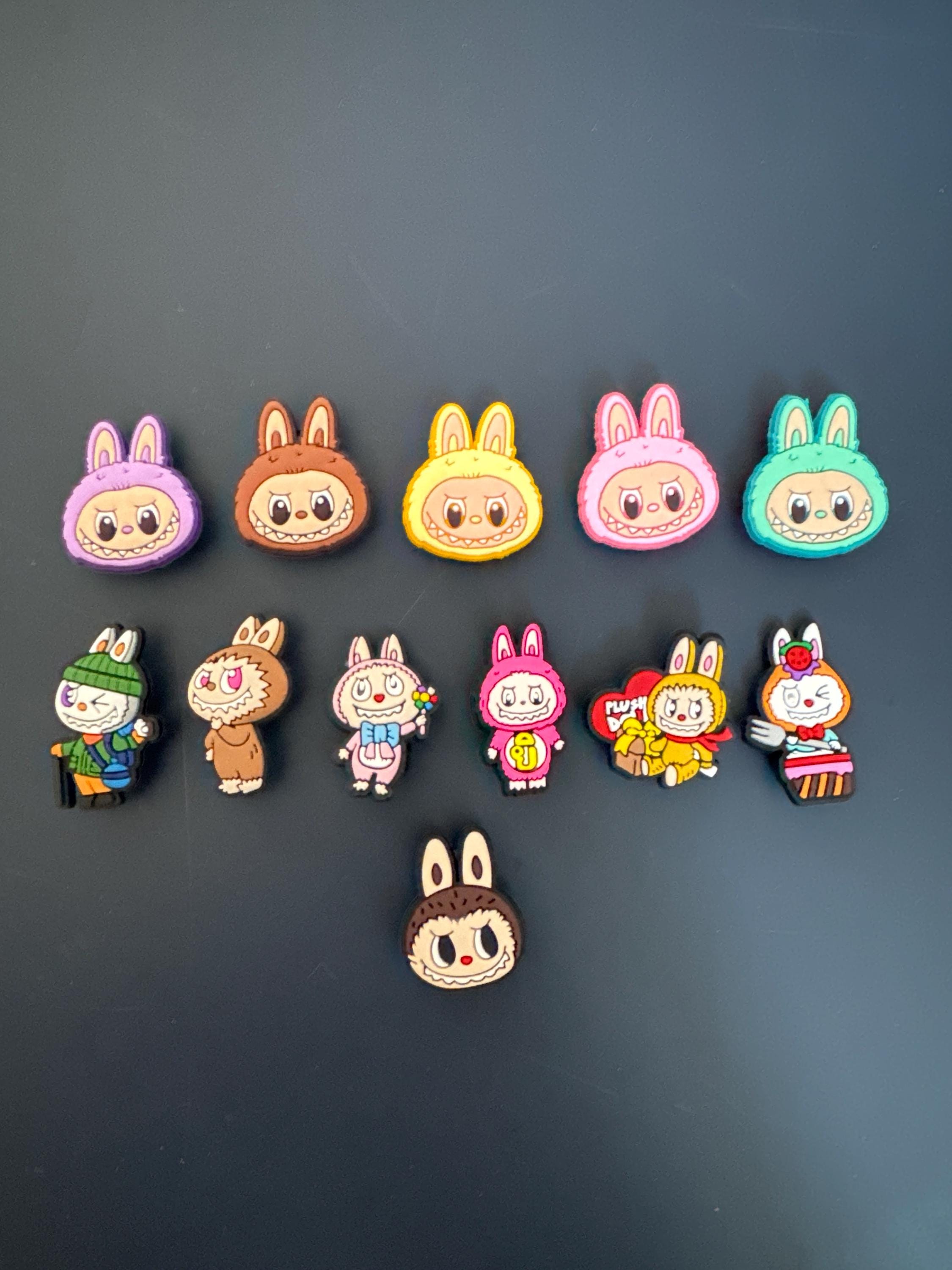 ちょび01　ラブブ LABUBU ジビッツ 18個入り10セット ラブブ 8点セット サンダルデコレーションピン ジビッツ