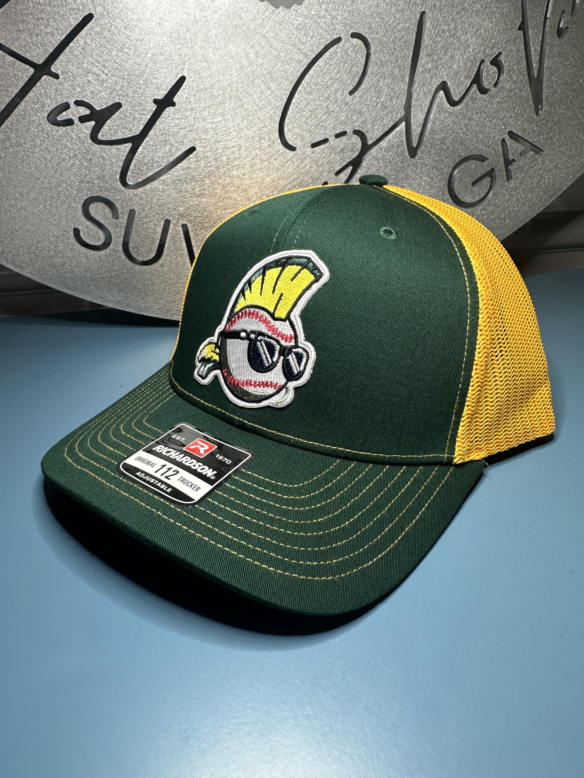 Oakland as Hat