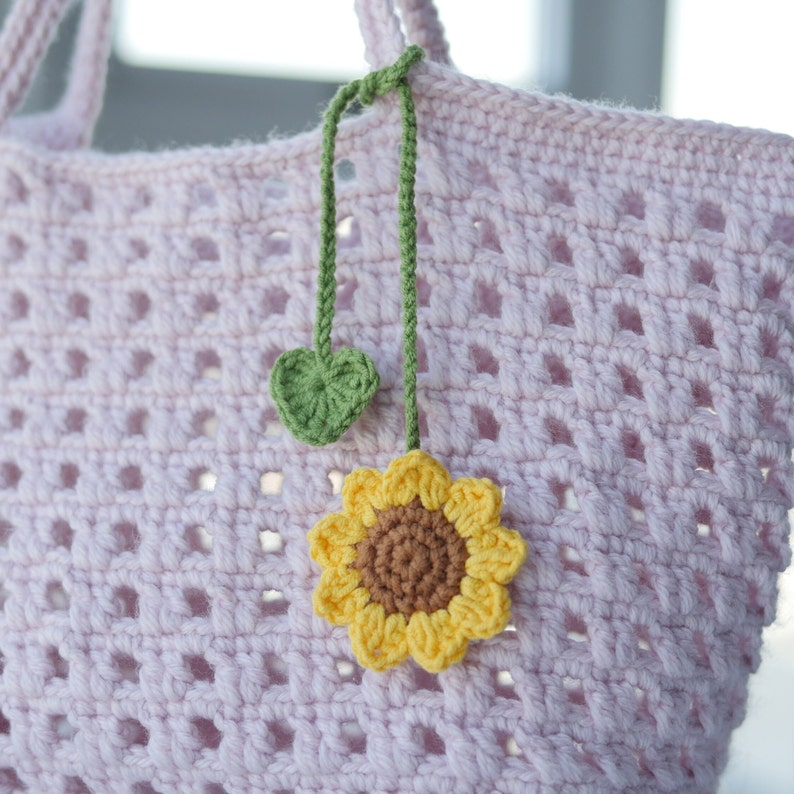Crochet Sunflower Bookmark With Heart Gift Idea for Lovers - Etsy