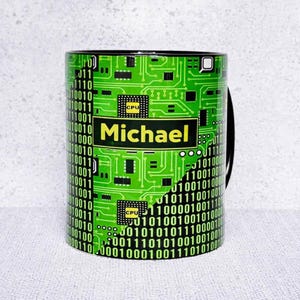 Personalisiertes Geschenk für Männer IT Tasse mit Namen – Nerd Kaffeetasse Programmierer Kollege Büro Geschenk Informatiker