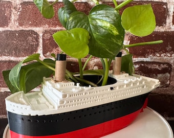 Titanic Ship planter gift with Inner pot