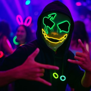 LED Luminous Purge Mask – Glowing Shuffle Dance Masquerade Mask for Cosplay, night parties, Halloween, Rave & Haunted House Horror Props