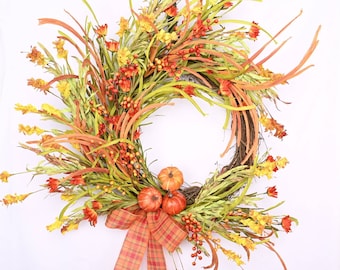 66 cm Herbstkranz: Beere & Kürbis Herbstkranz