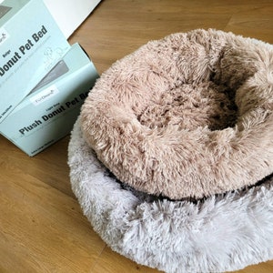 Calming Cat Bed - Donut Cat Bed - Fluffy Pet Bed - Warm Cat Bed - Kitten Bed - Cat Kennel, Soft Round Cat Bed, Cat Cave, Cat Nest