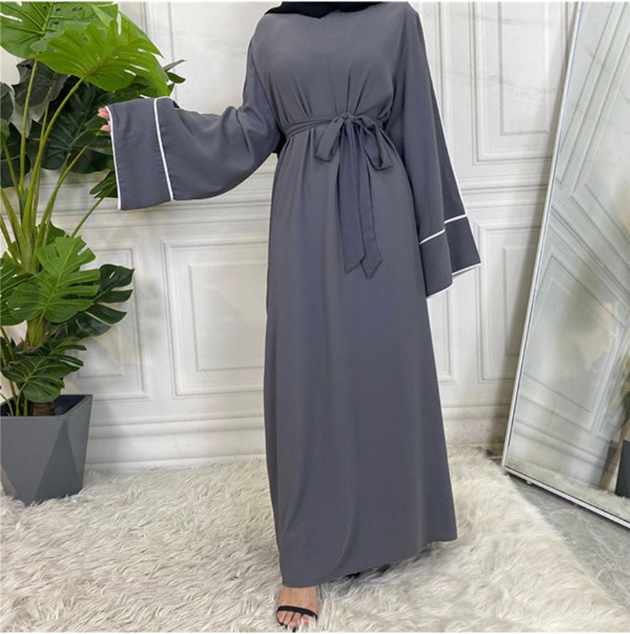 Bell sleeve abaya sale