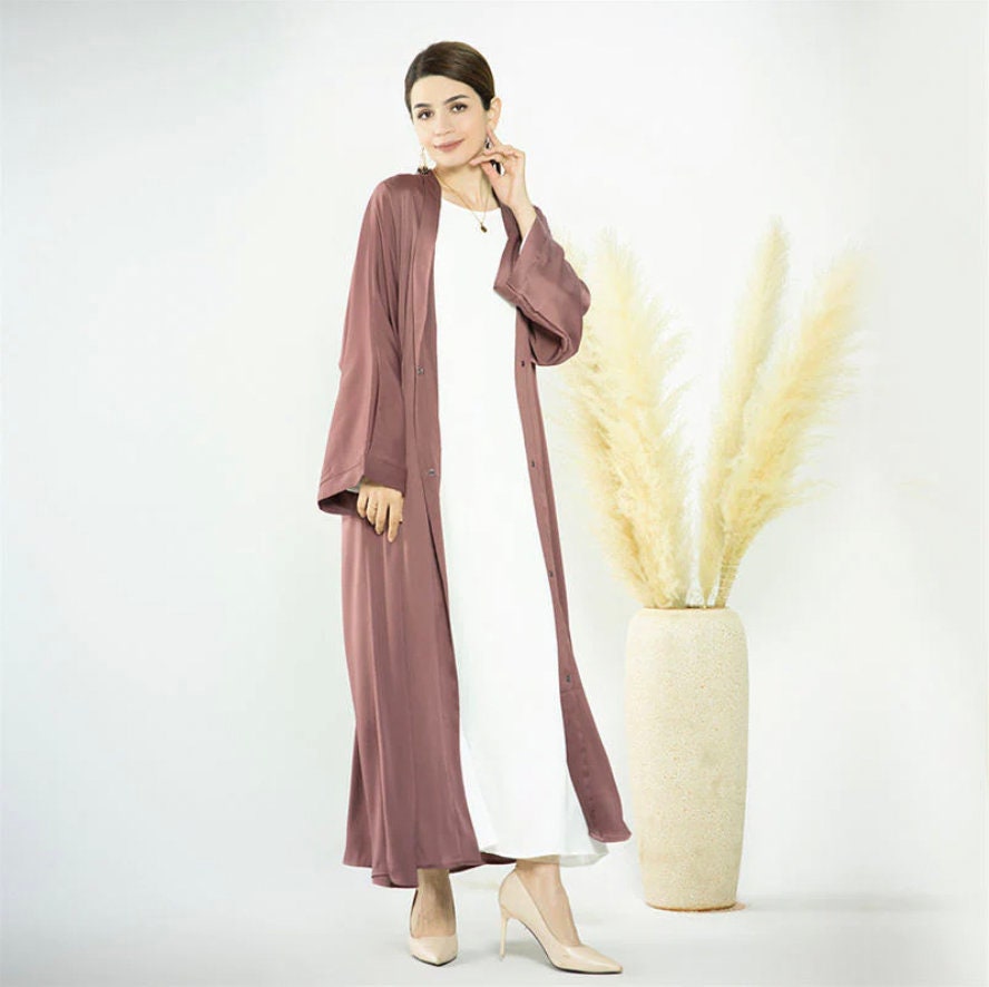 Abaya hotsell ouverte devant