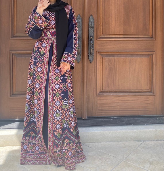 MODALineStore The Spring Embroidered Palestinian Thobe Dress Set