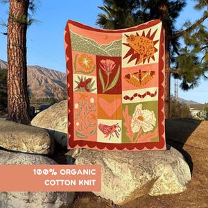Organic Cotton Knit Throw Blanket Housewarming Gift for Outdoor Lover Botanical Toad and Floral Folk Art Design Patchwork Home Decor Blanket