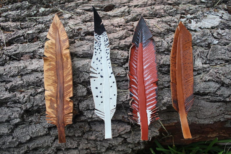 Plumas de cuero hechas a mano, pintadas a mano, marcapáginas, plumas hechas a mano, decoración, estilo bohemio, decoración para sombreros, accesorio, cinta para sombreros, decoración para sillas de montar imagen 1