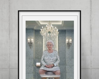 Funny Queen Print in Bathroom, Digital Download