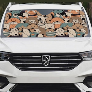 Könnte beinhalten: Auto-Sonnenschutz mit einem sich wiederholenden Muster von Cartoon-Hunden in verschiedenen Rassen und Farben. Das Design umfasst Hunde in Braun-, Beige-, Weiß- und Blautönen und ist ein verspieltes Accessoire für jedes Fahrzeug.