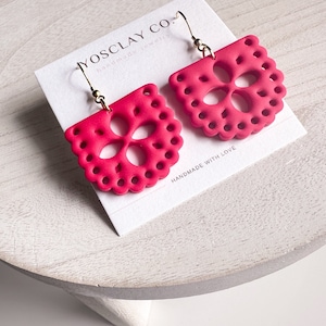 Papel picado earrings | papel picado inspired polymer clay earrings | mexican earrings | mexico inspired earrings | Clay earrings | Mexico
