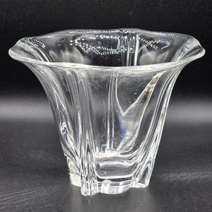 1950s Steuben Art glass vase