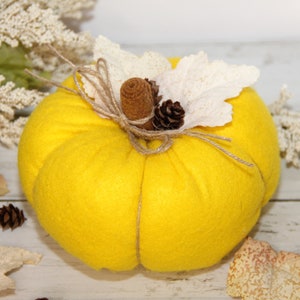 Felt Fabric Pumpkin, Fabric Pumpkin, Stuffed Pumpkin Fall Decor, Halloween decor, Farmhouse Decor, Home Decor