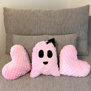 Pink Ghost Pillow, Halloween pillow, Ghost Plush Pillow, Ghost Cushion, Soft Ghost Pillow, Kids Pillow, Halloween decoration, Stuffed Ghost