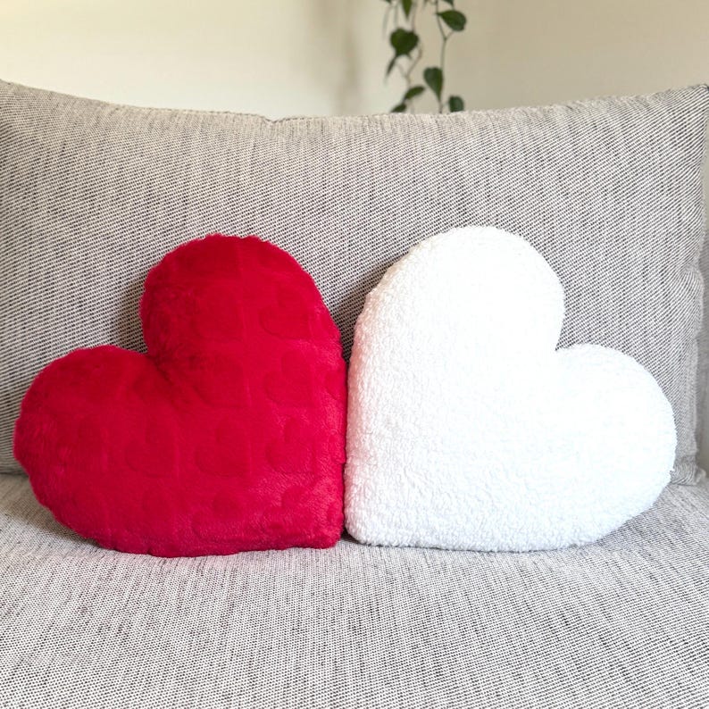 SeasonsxMore Heart Pillow - Thumbnail 3