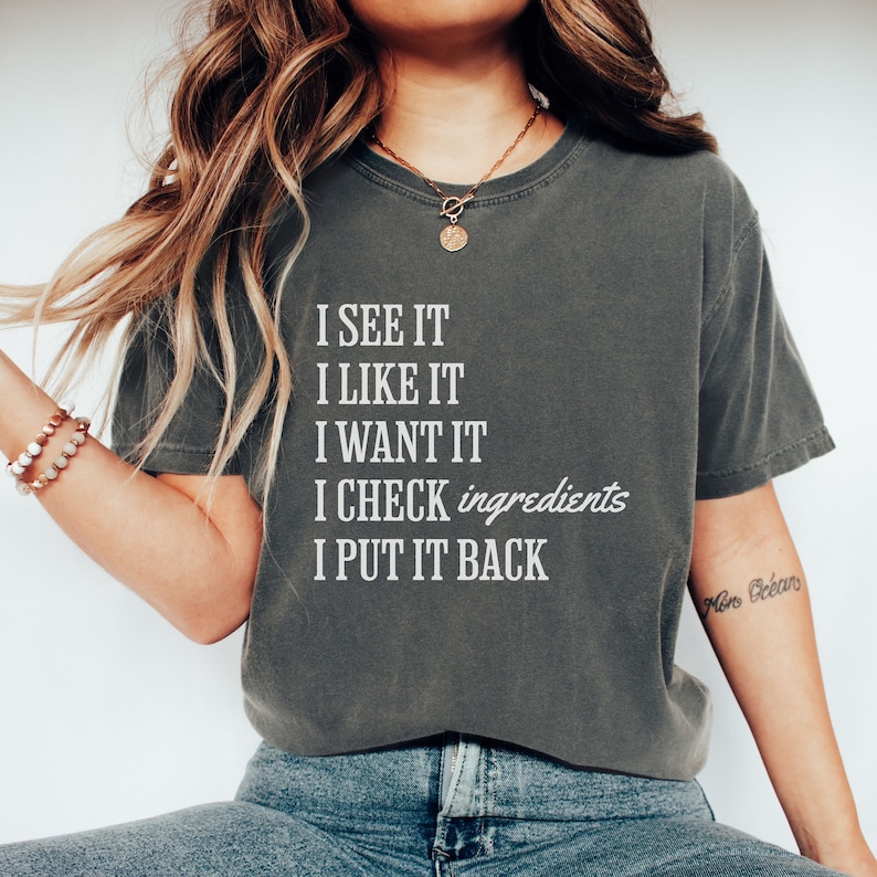 Funny Crunchy Mama Shirt