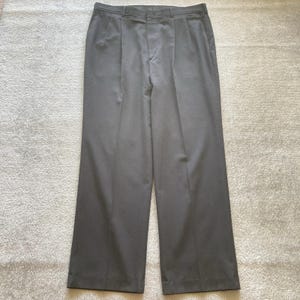VTG Mens Pleated Black Trousers Slacks Relaxed Dress Pants 38x31 Made In USA