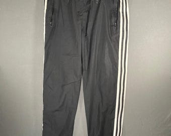 Pantalones deportivos Adidas para hombre, talla XL, color negro, a rayas.