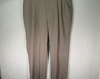 Haggar Mens Dress Pants 36x34 Brown Pleated Front Made USA Classic