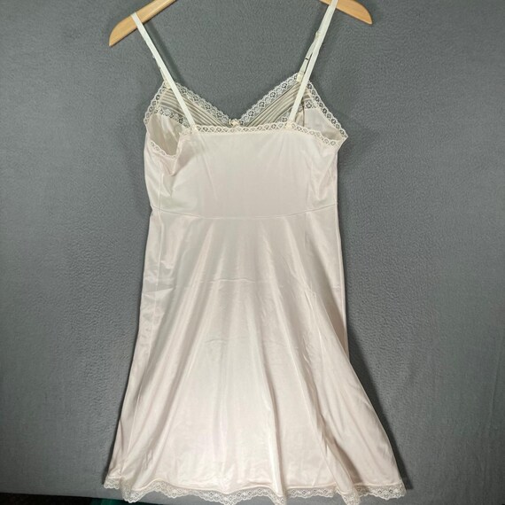 Vintage JCPenney Beige Lace Trim Slip Dress 34/12 100% Nylon Antron III Vintage JCPenney Beige Lace Trim Slip Dress 34/12 100% Nylon Antron III