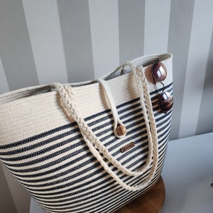 Handmade Original Tress Rope Design Beach Bag – Lightweight Summer Tote for Vacation & Daily Use
