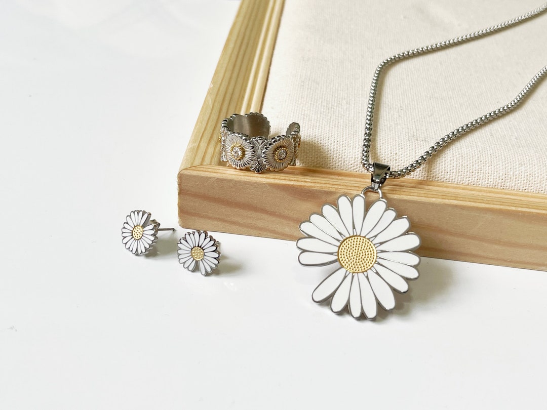 Fashion Little Daisy Rings, Daisy Earrings and Necklace Sets,popular