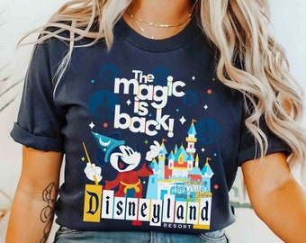 Disney Sorcerer Mickey The Magic Is Back T-shirt, Disneyland Resort 2024 Family Matching Tee, Fantasmic Show Holiday Vacation Trip