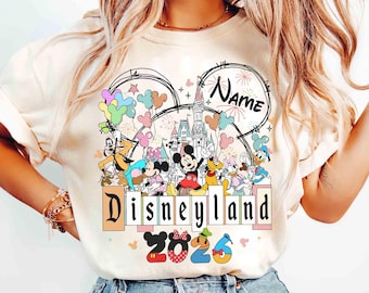Personalisierte Disney Reise 2026 Shirts, Disneyland Familie Passende 2026 T-Shirt, Mickey & Friends Urlaubs Shirt, Magic Kingdom Familien Reise Shirts