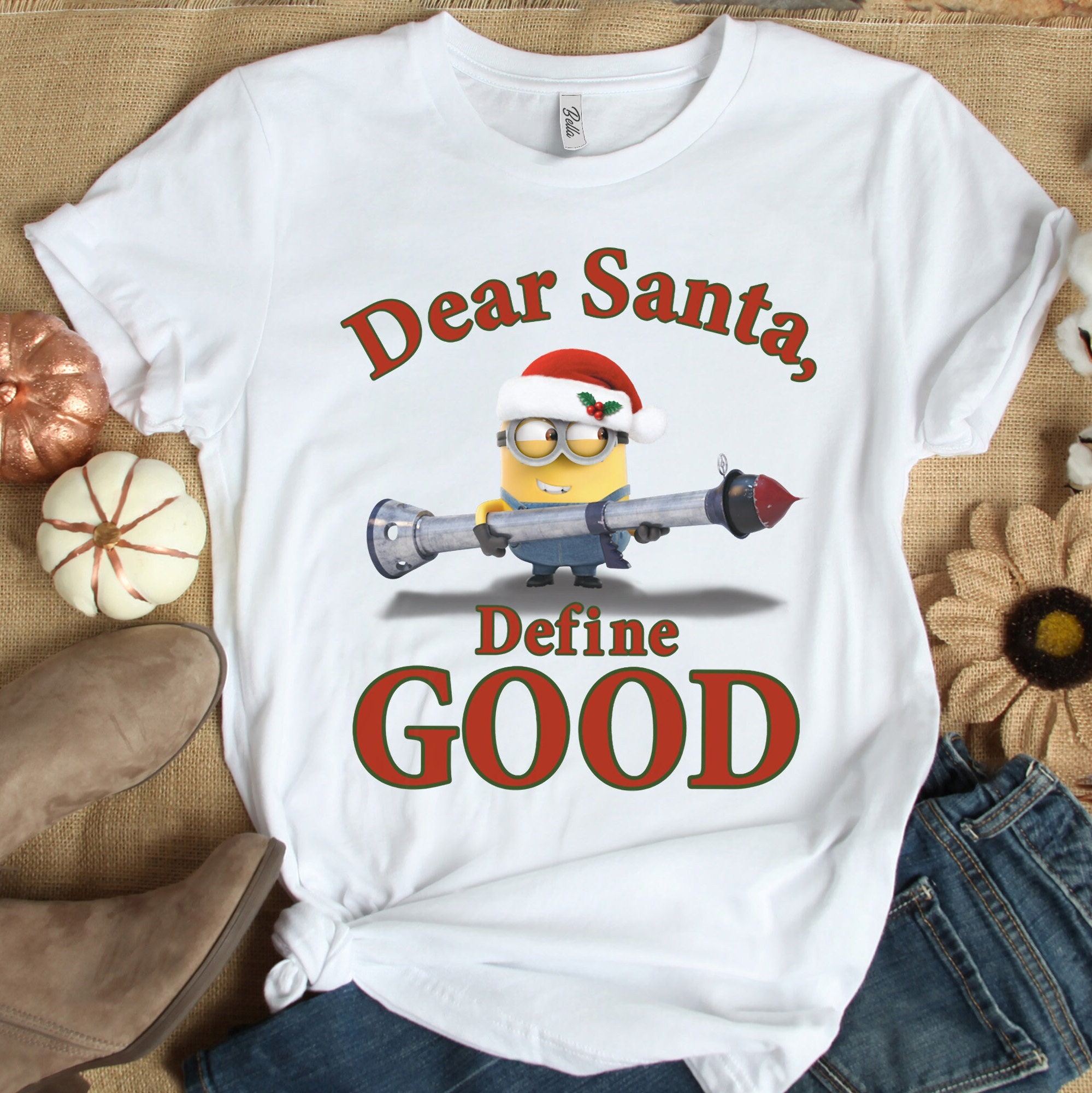 Discover Despicable Me Minions Weihnachten Dear Santa Define Good Portrait T-shirt