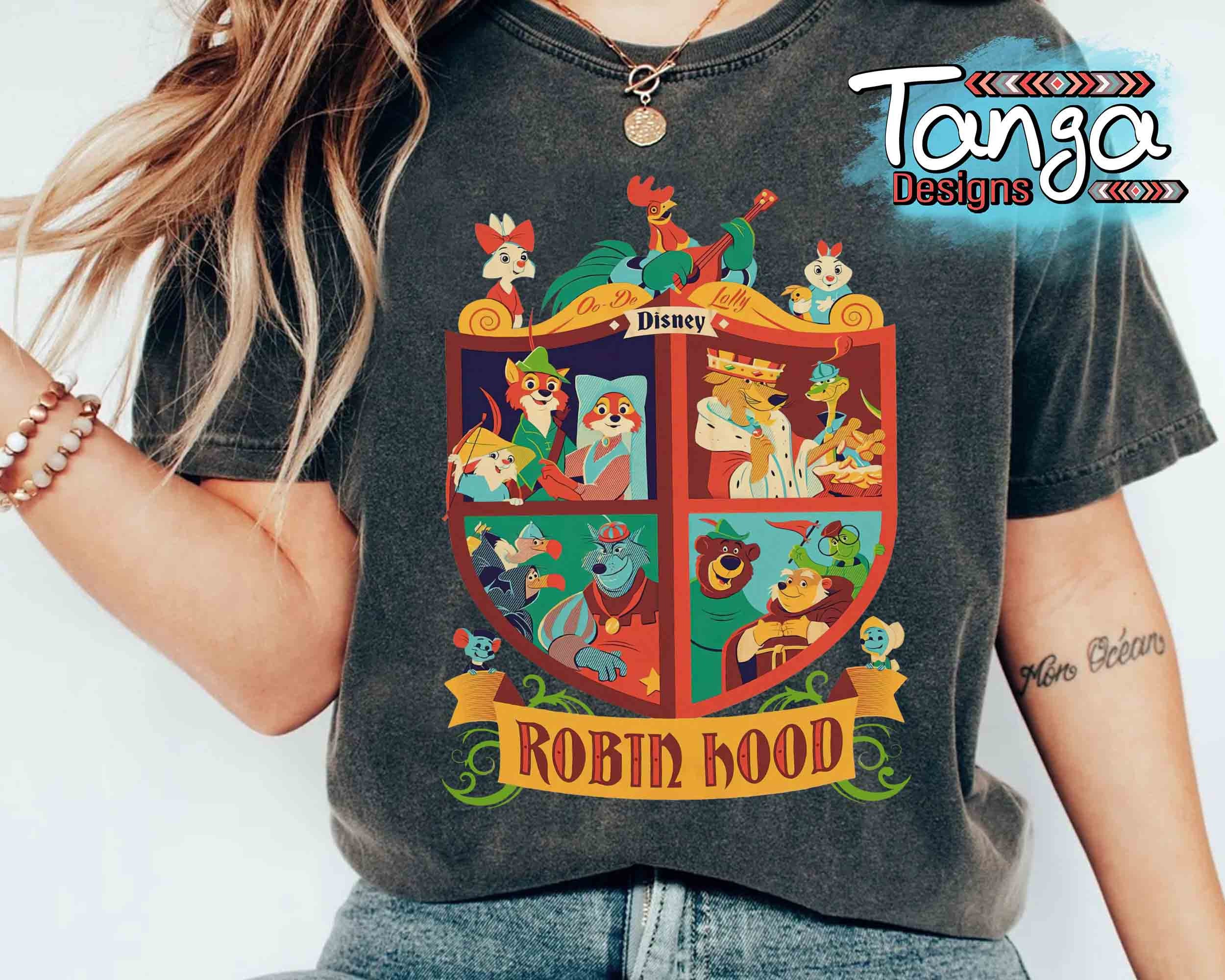 Robin Hood Characters Group Shot Retro Shirt